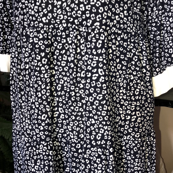 NWOT DRESS SZ S CY FASHION NAVY and WHITE GREAT TRAVEL PIECE SOFT NAVY and WHITE - Picture 2 of 6
